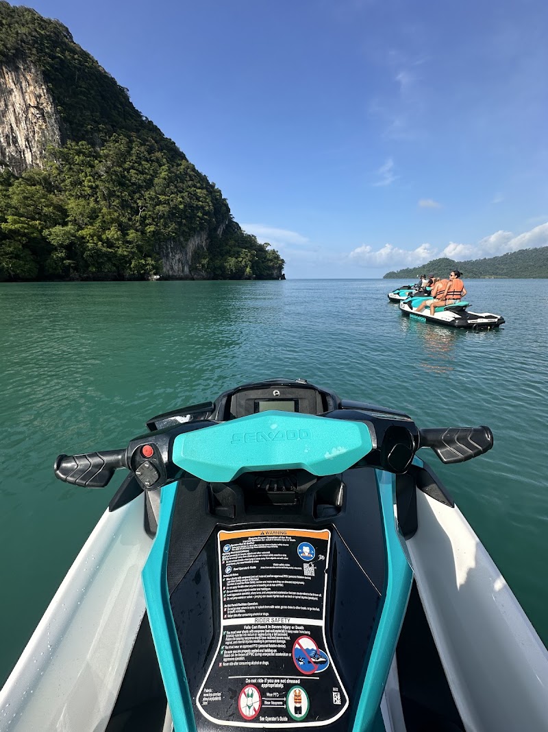 Mega Water Sports Sdn Bhd - (906786-U) - Mega Water Sports Sdn Bhd - (906786-U), Pantai Cenang, Jalan Pantai Cenang, 07000 Langkawi, Kedah, Malaysia