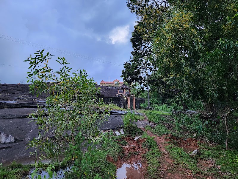 Sri Parashurama Temple - Sri Parashurama Temple 7QCG+JV2, KUNJARUGIRI, KURKALU, kurkalu, Karnataka 574105, India