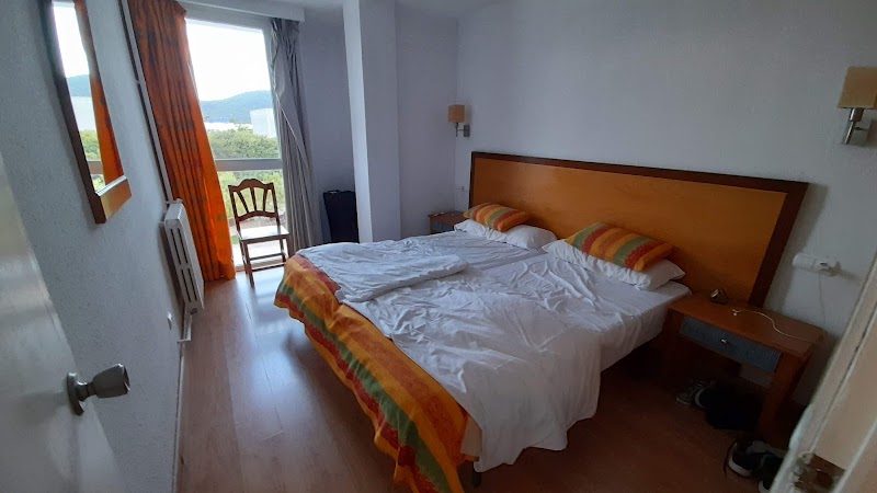 Martha´s Apartamentos - Martha´s Apartamentos Carrer Jardiel Poncela, 1, 07181 Palmanova, Illes Balears, Spain