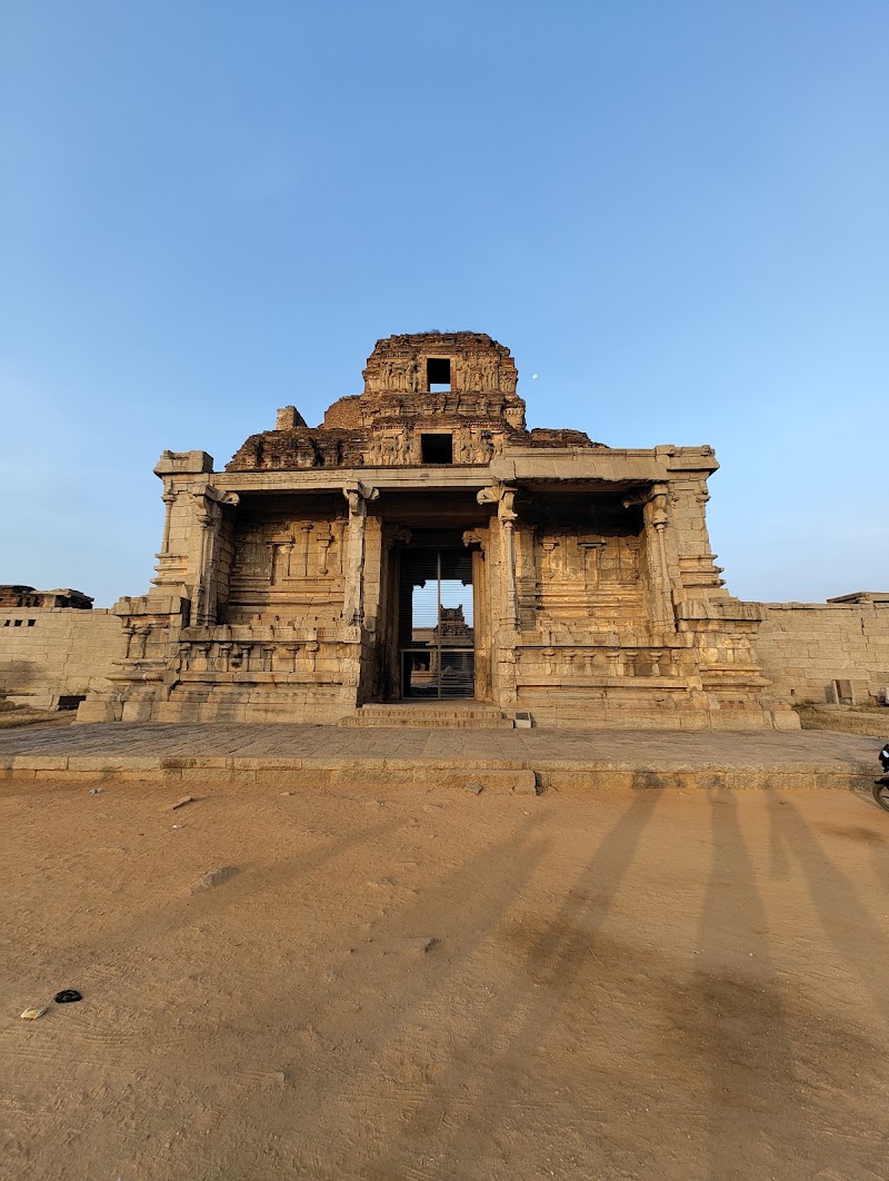 Ancient Sri Chandikeshwara Gudi - Ancient Sri Chandikeshwara Gudi, 8FG5+HXF, Hampi, Kadirampura, Karnataka 583239, India