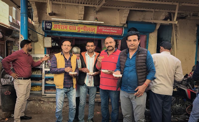 Mawa Kachori - Mawa Kachori 72VF+86G, Kandoi Bazar, Rawaton Ka Bass, Jodhpur, Rajasthan 342001, India