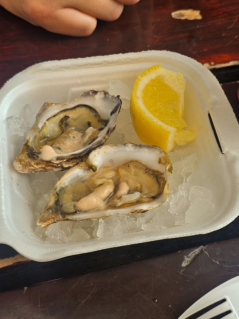 Ooskus Fisheries (Gordon's Bay) - Ooskus Fisheries (Gordon's Bay), 4 Watt St, Gordon's Bay, Cape Town, 7140, South Africa