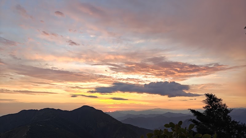 Cafe Cloud And View - Cafe Cloud And View F273+MM4, Mussoorie, Mussorie Range, Uttarakhand 248179, India