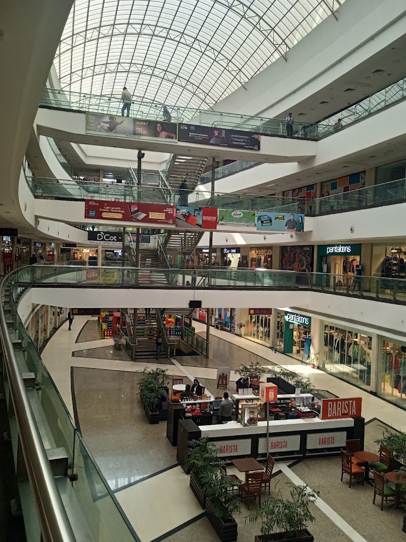 Max - Max MGF Metropolis Mall, Metro Station, Near, Mehrauli-Gurgaon Rd, Sector 28, Maruti Housing Colony, Gurugram, Haryana 122001, India