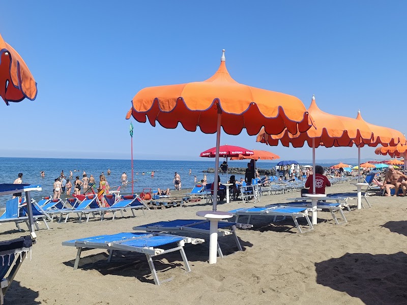 Hang Loose - Hang Loose, Lungomare di Levante, 228, 00054 Fregene RM, Italy