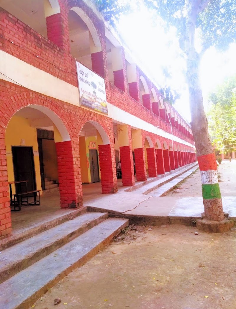 Govt. Model Sr Secondary School 4/7 Urban Estate - Govt. Model Sr Secondary School 4/7 Urban Estate, 1805, 7, Sector 4 Rd, Urban Estate, Huda Colony, Sector 4, Gurugram, Haryana 122006, India