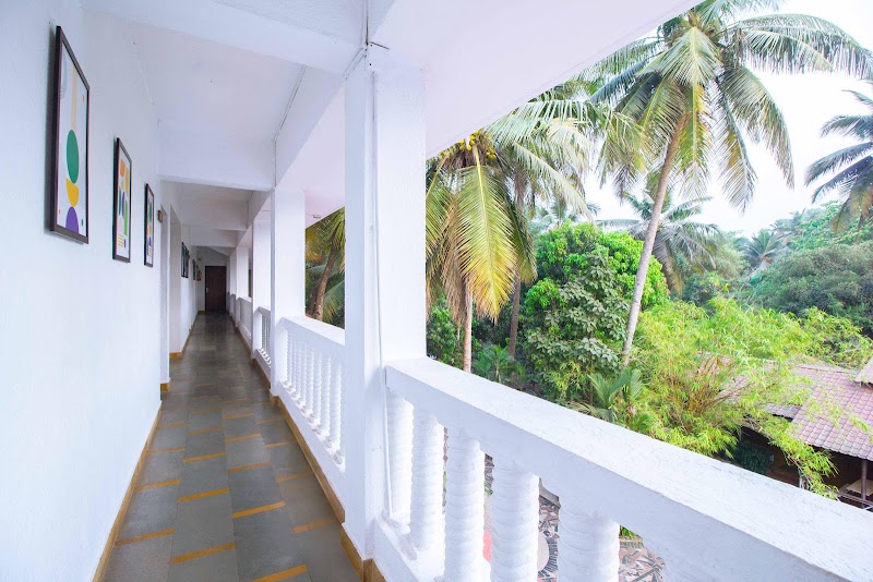 Treebo Kristal Sands Beach Resort With Swimming Pool - Treebo Kristal Sands Beach Resort With Swimming Pool, 251, Holiday St, Gauravaddo, Calangute, Goa 403516, India