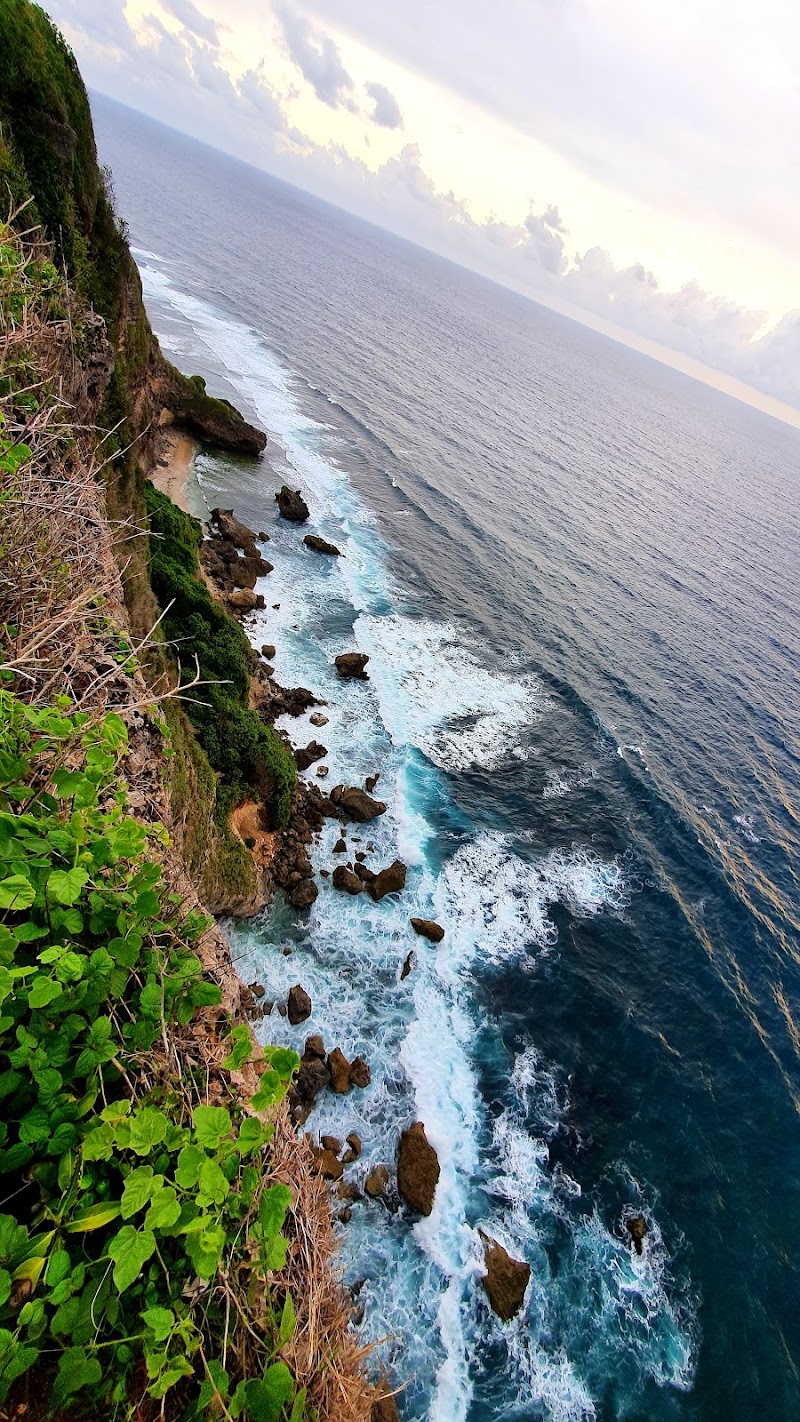 Karang Boma Cliff - Karang Boma Cliff Unnamed Road, Pecatu, South Kuta, Badung Regency, Bali, Indonesia