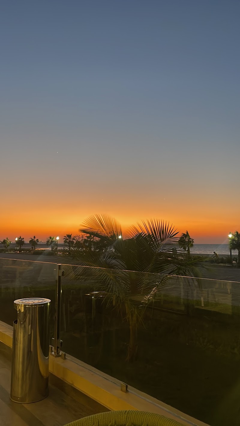 Roda Beach Resort - Roda Beach Resort, 28 Al Nessnass St - Jumeira Third - Dubai - United Arab Emirates