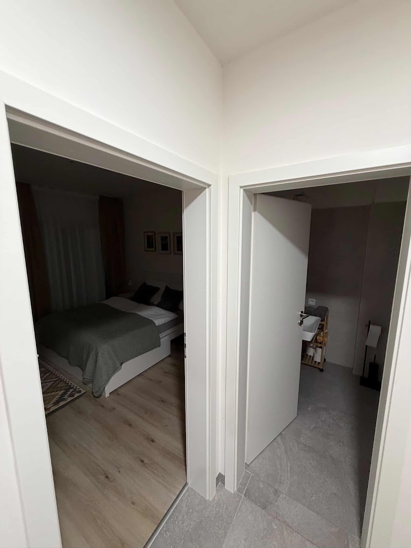 Charming studio near Prague Airport - Prague Landing Apartments - Charming studio near Prague Airport - Prague Landing Apartments, V Kněžívce 595, 252 67 Tuchoměřice, Czechia