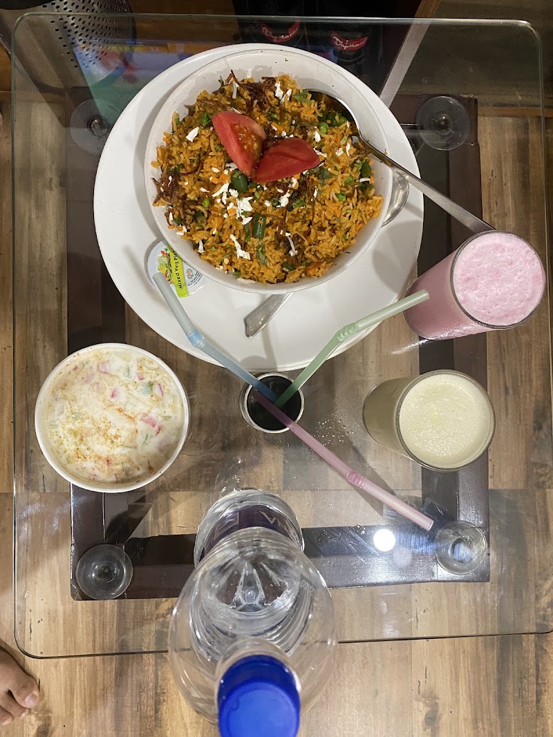 Hotel Regal by Rhythm - Hotel Regal by Rhythm Ajmer Rd, Rani Sati Nagar, Nirman Nagar, Brijlalpura, Jaipur, Rajasthan 302019, India