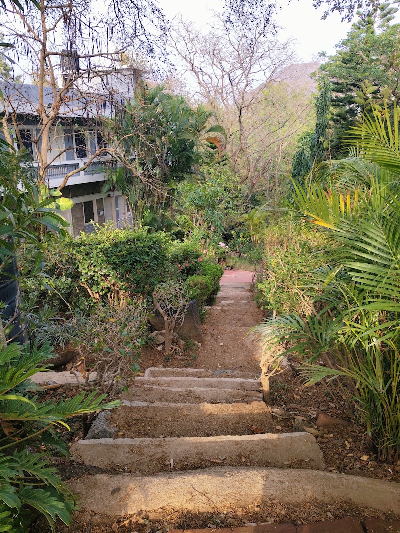 Rising Sun Retreat - Rising Sun Retreat near Old Municipal Check Post, Mount Abu, Rajasthan 307501, India