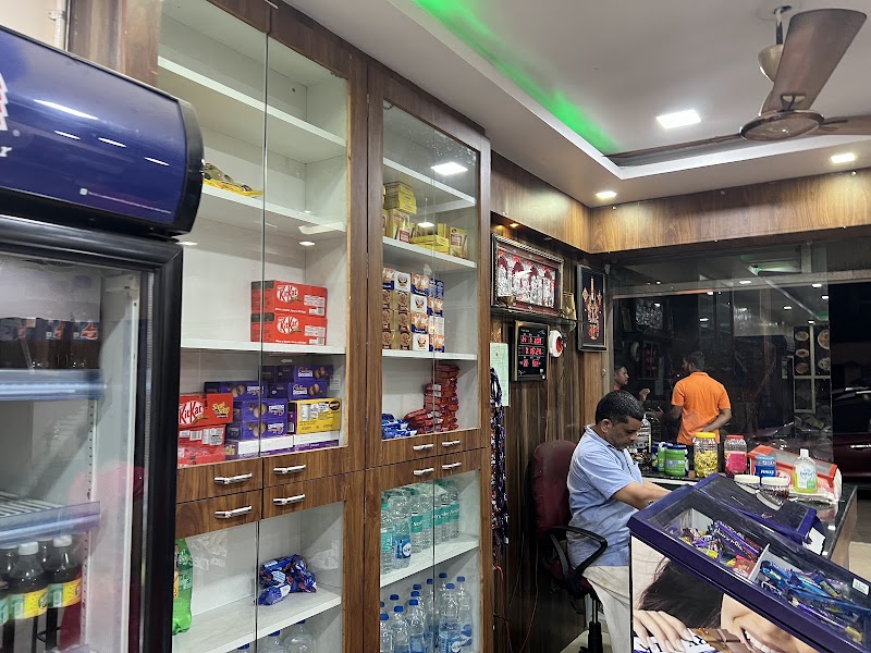 Hotel Sri Raghavendra - Hotel Sri Raghavendra, 93M6+Q6R, Kollegal Rd, Malavalli, Karnataka 571430, India