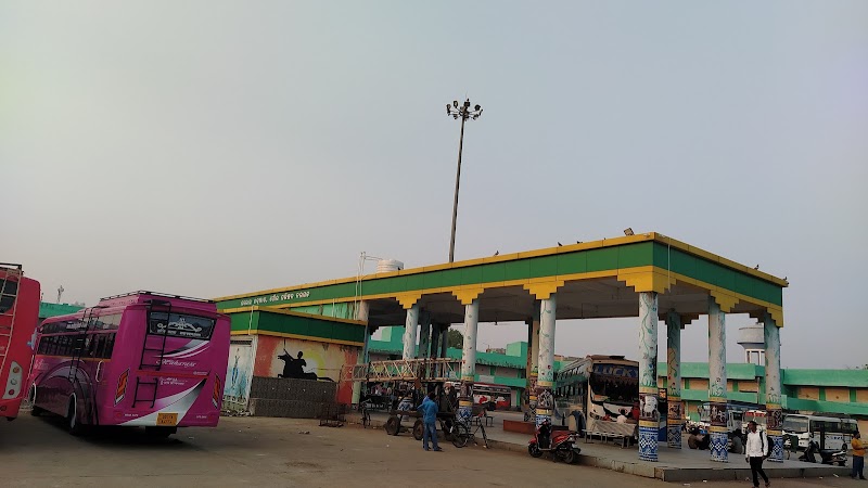 Ainthapali Private Bus Stand - Ainthapali Private Bus Stand, Bus Terminal, Ainthapali, Sambalpur, Odisha 768006, India