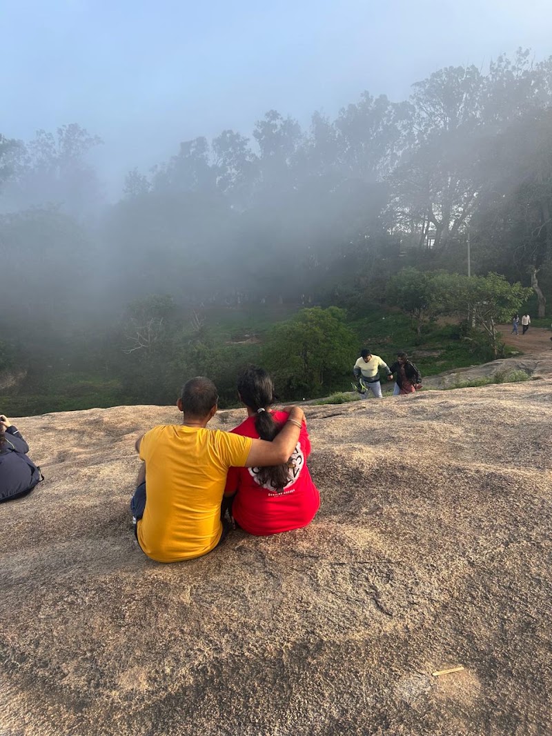 Nandi Hills Sunrise View point - Nandi Hills Sunrise View point 9M9M+FR5, Nandi Hills, Karnataka 562103, India