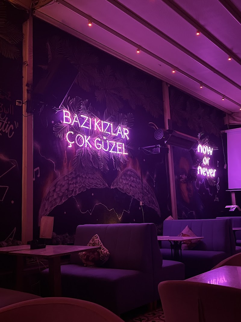 Lue Karaköy - Lue Karaköy, Kemankeş Karamustafa Paşa, Murakıp Sk. No:4, 34425 Beyoğlu/İstanbul, Türkiye