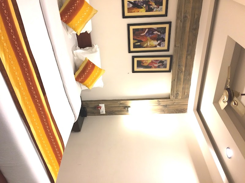 Hotel Breeze New Jalpaiguri - Hotel Breeze New Jalpaiguri Shankar Rd, Ward 27, Babupara, Siliguri, West Bengal 734004, India