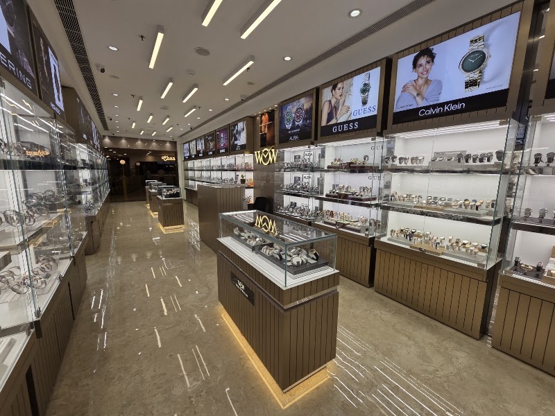 World Of Watches - Ambience Mall - World Of Watches - Ambience Mall UN F109 First, Floor, 1st, Ambience Mall, NH-8, Ambience Island, DLF Phase 3, Sector 24, Gurugram, Haryana 122010, India