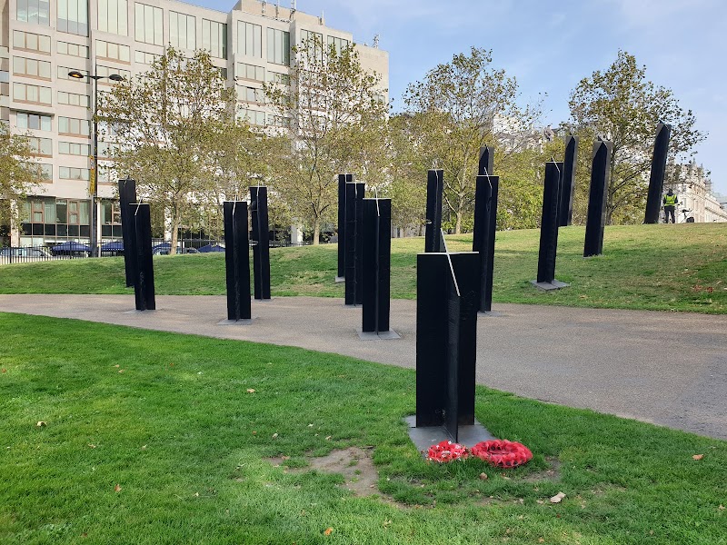 New Zealand War Memorial - New Zealand War Memorial Hyde Park Corner, A4, Piccadilly, London W1J 7JZ, UK
