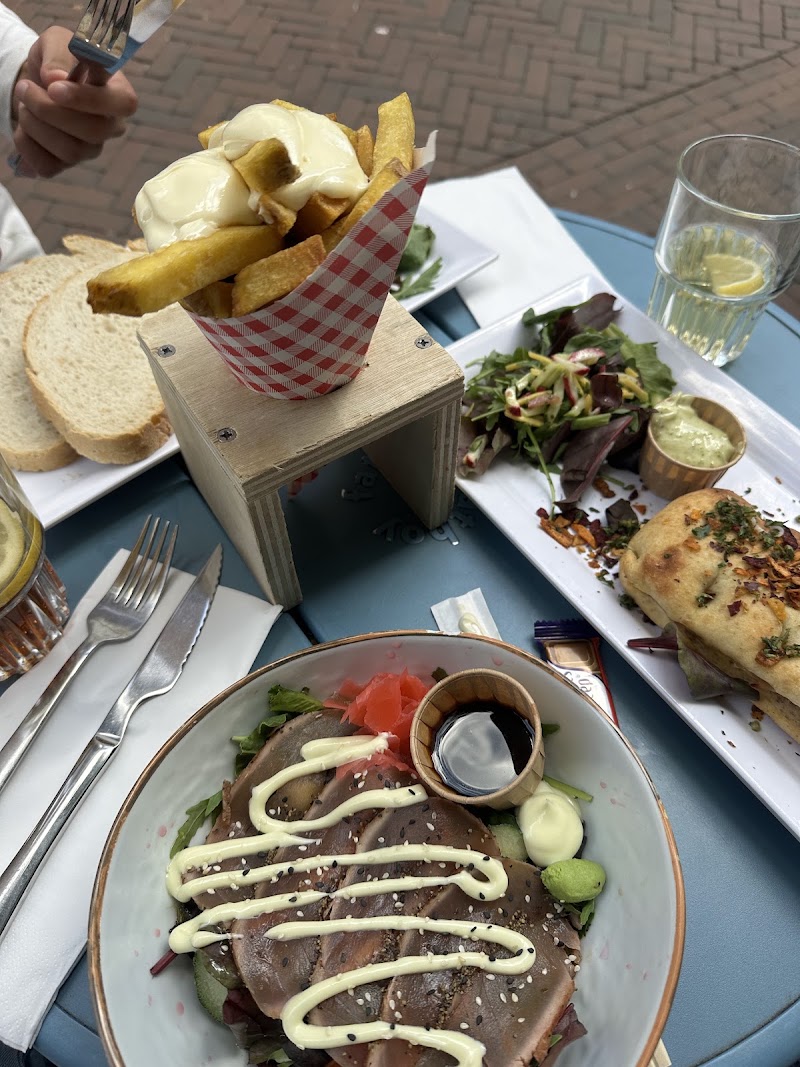 Eetbar DIT - Eetbar DIT Snellestraat 24-26, 5211 EN 's-Hertogenbosch, Netherlands