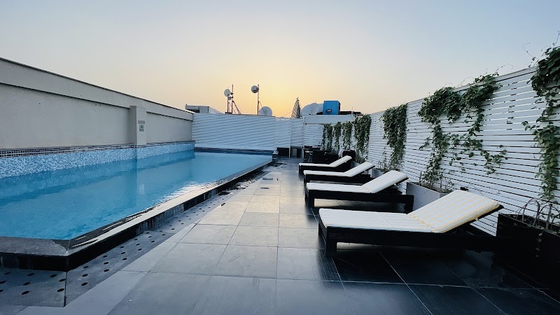 Ramada by Wyndham Gurgaon Central - Ramada by Wyndham Gurgaon Central Plot 2, Sector 44 Rd, Kanahi, Gurugram, Haryana 122003, India
