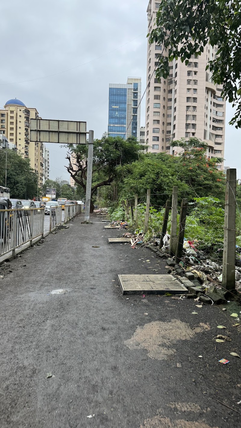 Malad West Metro Station - Malad West Metro Station 1406-A, 16E, New Link Rd, Malad, Mindspace, Malad West, Mumbai, Maharashtra 400064, India