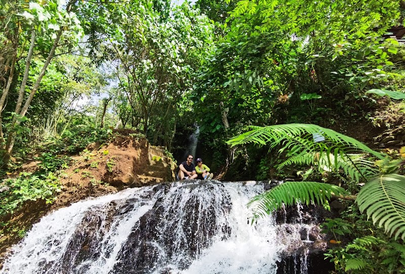Uma Anyar Waterfall - Uma Anyar Waterfall Jl. Gading Wani, Kemenuh, Kec. Sukawati, Kabupaten Gianyar, Bali 80581, Indonesia