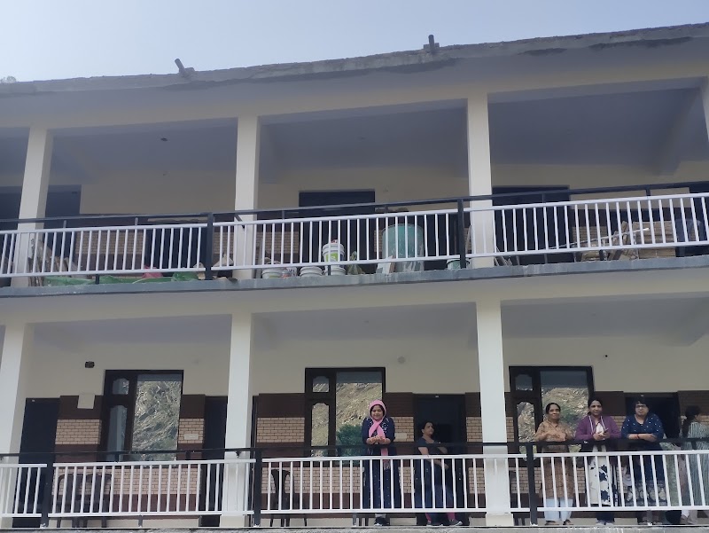 Hotel and restaurant - Hotel and restaurant, Kharadi T.Barkot d.uttarkashi S.Uttarakhand pin no 249141, Barkot, Fooldhar, Uttarakhand 249141, India