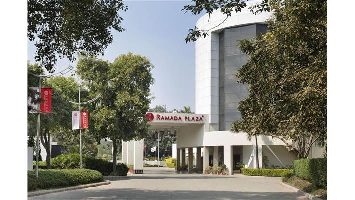 Ramada Plaza by Wyndham JHV Varanasi - Ramada Plaza by Wyndham JHV Varanasi The Mall Rd, Varanasi cantonment, Varanasi, Uttar Pradesh 221002, India