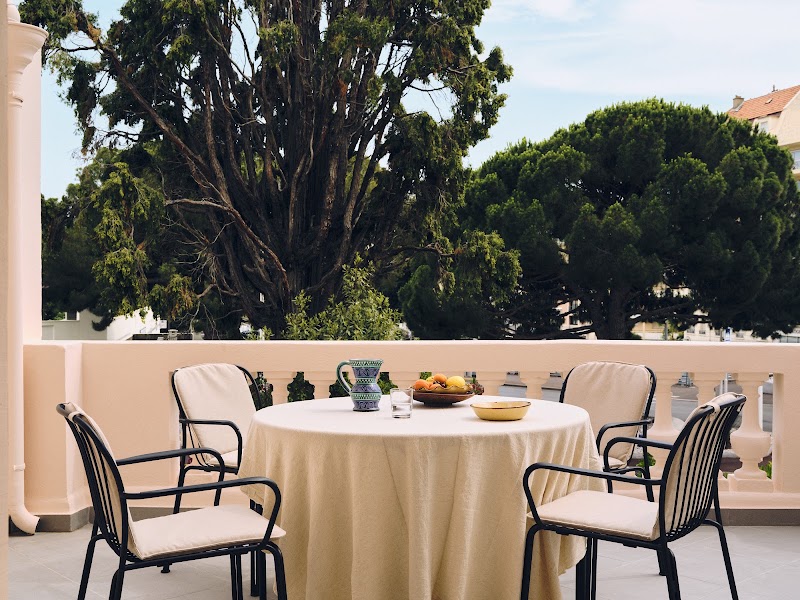 Apparts Hotel Villa Garbo Cannes - Apparts Hotel Villa Garbo Cannes 62 Bd d'Alsace, 06400 Cannes, France