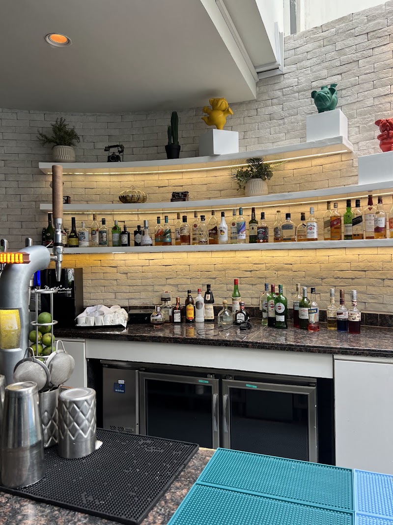 Malibu Sky Lounge & Bar
