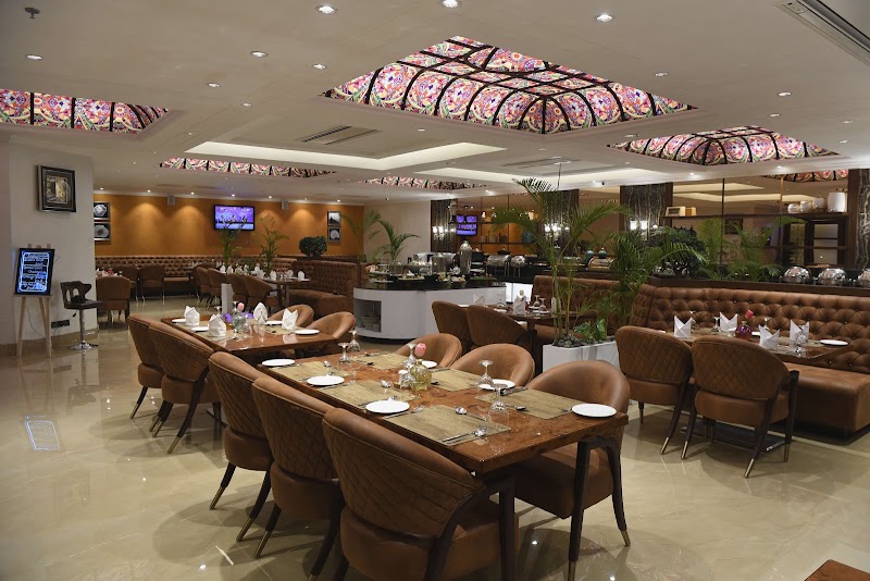 HOTEL HUKAM'S LALIT MAHAL RAIPUR - HOTEL HUKAM'S LALIT MAHAL RAIPUR, New Raipur Interchange, Mumbai - Kolkata Hwy, Serikhedi, Raipur, Chhattisgarh 492101, India