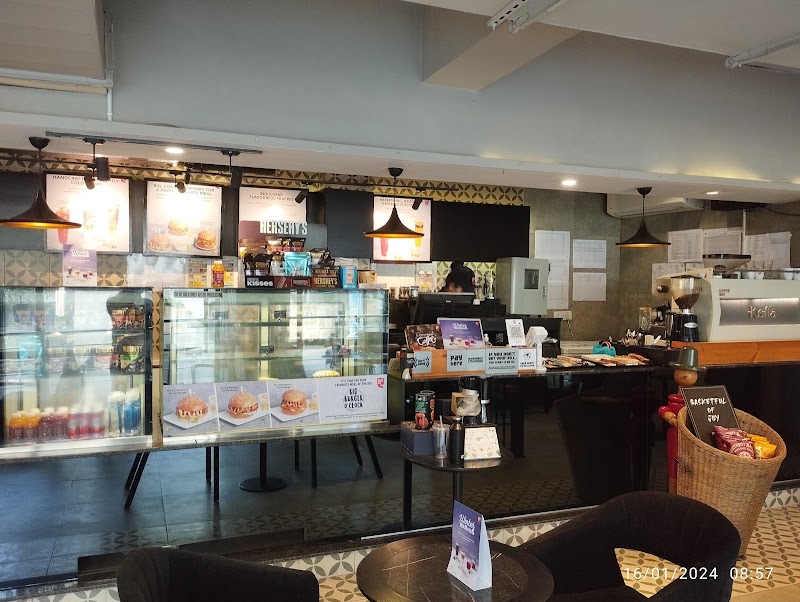 Café Coffee Day - Café Coffee Day Varthur Hobli, Bangalore East Taluk Plot No. 73, Bineeta Plaza, Kasavanahalli, Ambalipura, Bengaluru, Haralur, Karnataka 560102, India