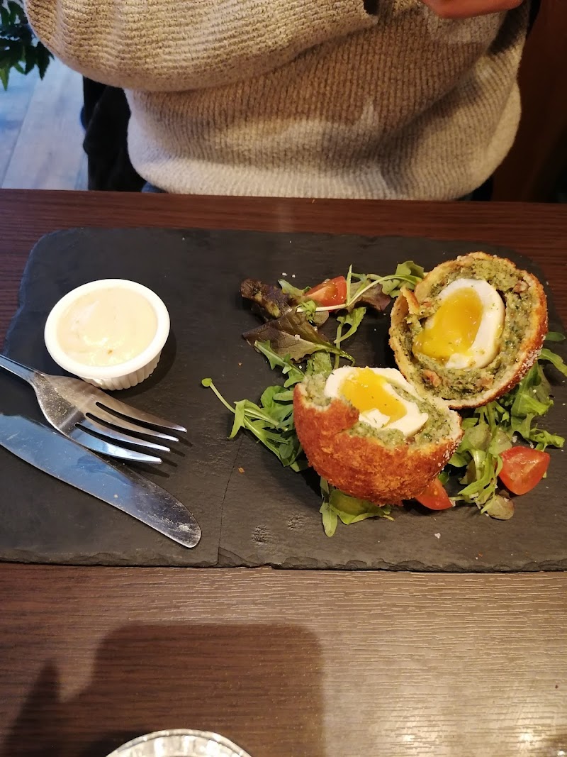 Hobbson's Restaurant Cambridge - Hobbson's Restaurant Cambridge 15 Trinity St, Cambridge CB2 1TB, UK