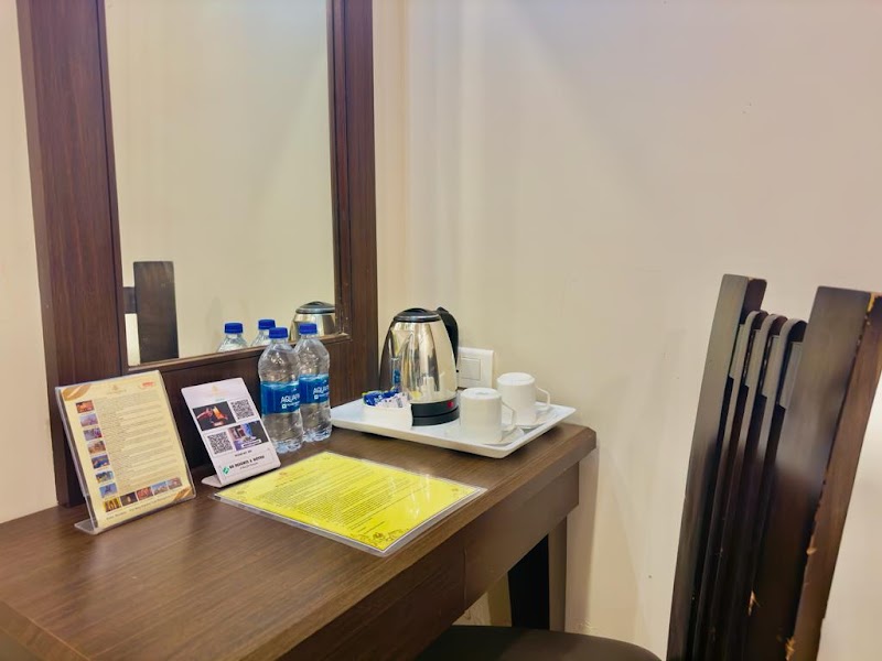 Hotel Shree Narayana - Hotel Shree Narayana No.2-B, Hotel St, opp. ICICI Bank, Udaipole, Ganesh Ghati, Udaipur, Rajasthan 313001, India