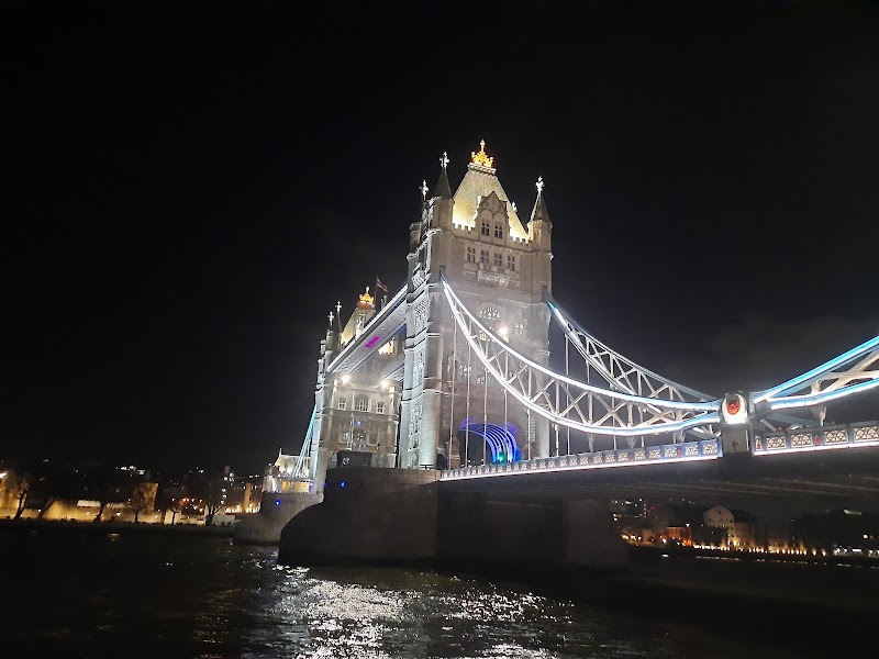Novotel London Tower Bridge - Novotel London Tower Bridge 10 Pepys St, London EC3N 2NR, UK