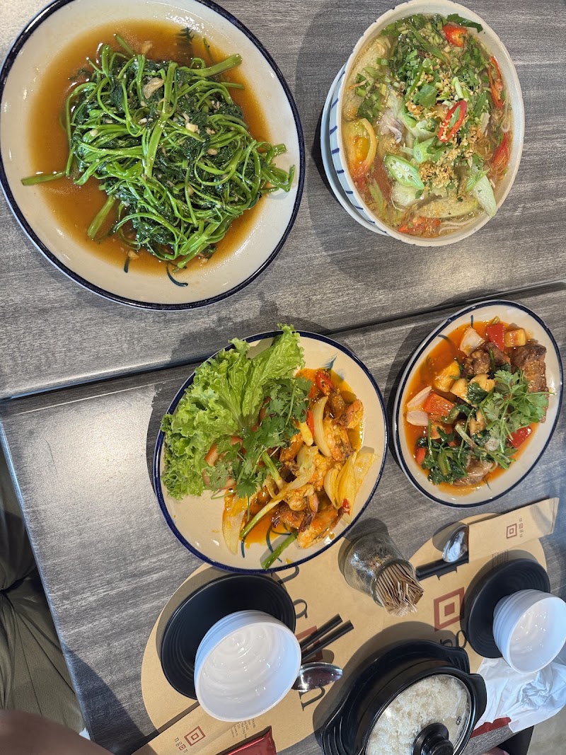 Nhà Hàng Ngon Nha Trang - Nhà Hàng Ngon Nha Trang, Toà Nhà Thương Mại Gold Coast,Tầng 6,Tầng 7,Tầng 12A, 1 Đ. Trần Hưng Đạo, Nha Trang, Khánh Hòa 57106, Vietnam