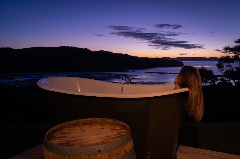 Golden Bay Hideaway: Eco-accommodation at the northern end of the Abel Tasman Coast Track. Book direct and pay 25% less. - Golden Bay Hideaway: Eco-accommodation at the northern end of the Abel Tasman Coast Track. Book direct and pay 25% less. 220 McShane Rd Wainui Bay, Tākaka 7183, New Zealand