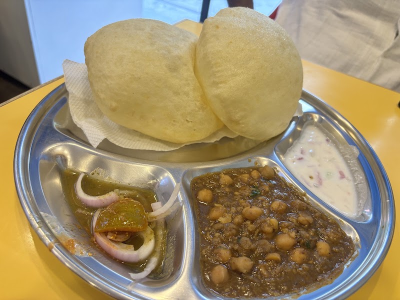 PUNJAB SE REFRESHMENTS - PUNJAB SE REFRESHMENTS Shop 6 and 7, Thacker Tower, Sector 17, Vashi, Navi Mumbai, Maharashtra 400703, India