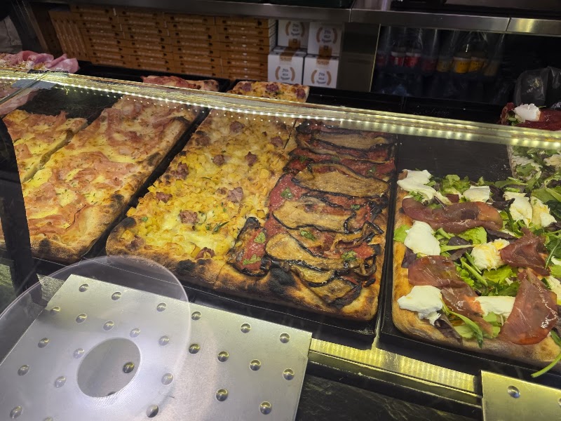 Pizzeria della Madonna dei Monti - Pizzeria della Madonna dei Monti Via della Madonna dei Monti, 110, 00184 Roma RM, Italy