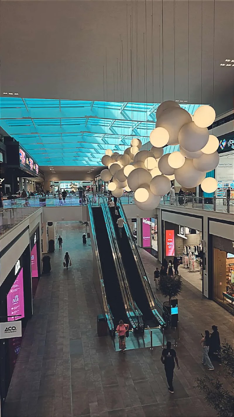 Dubai Hills Mall - Parking - Dubai Hills Mall - Parking, 463P+RX2 - Hadaeq Sheikh Mohammed Bin Rashid - Dubai - United Arab Emirates