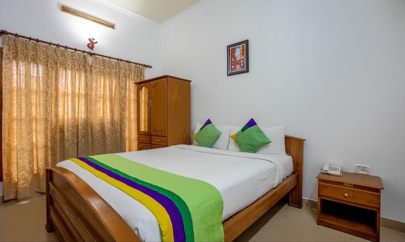Classiyo Munnar Resort - Classiyo Munnar Resort 25RH+M4M, Chinnakanal Suryanelli Rd, Chinnakanal, Kerala 685613, India