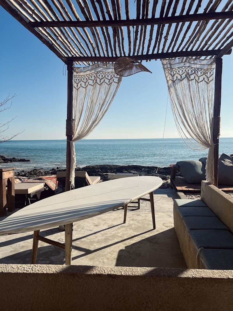 Nomad Beach Bar Koh Lanta - Nomad Beach Bar Koh Lanta, 109 Moo 5 Bamboo Beach, Yai, 4245 Following Giants Rd, ตำบล เกาะลันตาใหญ่ อำเภอเกาะลันตา กระบี่ 81150, Thailand