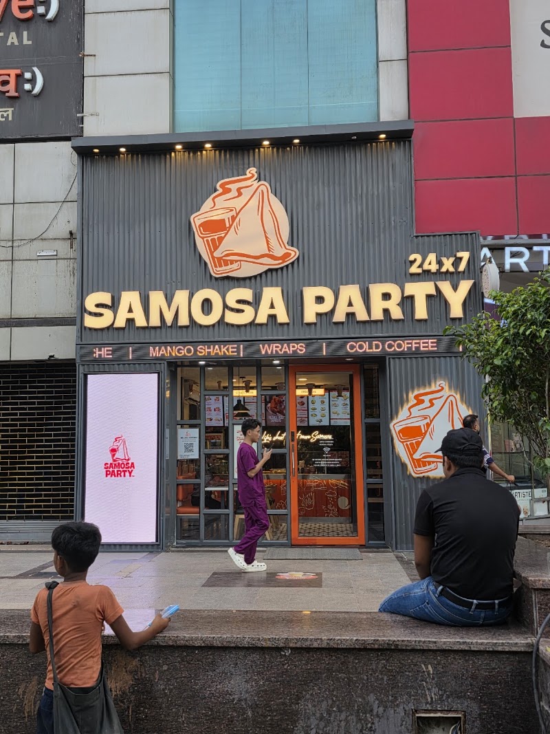 Samosa Party Golf Course Road - Samosa Party Golf Course Road Unit No, Ground floor, Central Plaza Mall, G08, Golf Course Rd, Parsvnath Exotica, DLF Phase 5, Sector 53, Gurugram, Haryana 122011, India