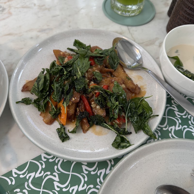 Baan Ying Plant-Based - Thai Vegan All Day Dining & Wine Bar - Baan Ying Plant-Based - Thai Vegan All Day Dining & Wine Bar Dusit Suites Hotel Thanon Ratchadamri, Khwaeng Lumphini, Pathum Wan, Krung Thep Maha Nakhon 10330, Thailand