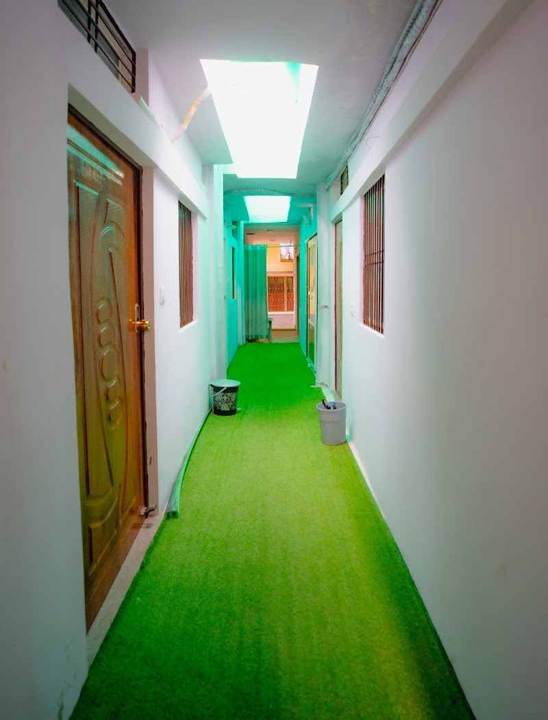 Stay in Banarasiya - Stay in Banarasiya Chetganj Rd, Habibpura, Ramakanth Nagar, Chetganj, Varanasi, Uttar Pradesh 221005, India