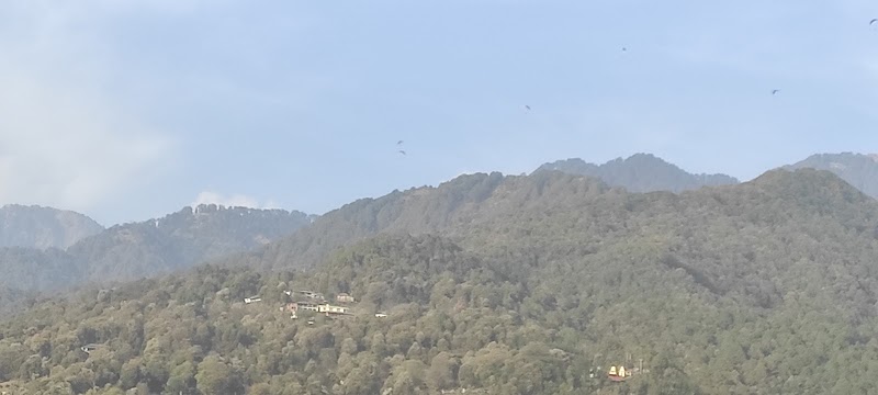 Landing zone field - Landing zone field, 2PV5+2GX, Landing Road, Bir, Suja, Himachal Pradesh 176077, India