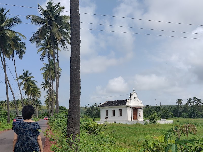 Holy Cross Chapel - Holy Cross Chapel, HQGP+V5F, Parra, Goa 403510, India