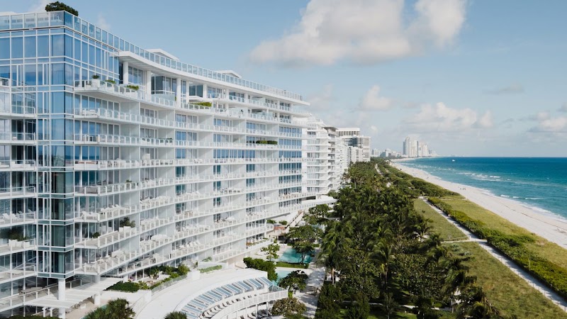 Four Seasons Hotel at The Surf Club, Surfside, Florida