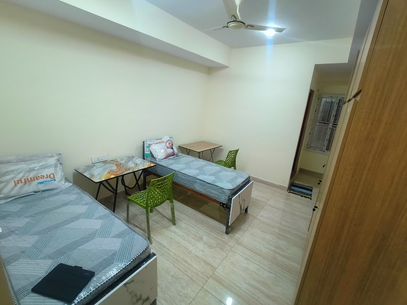 White Rose Comforts Ladies PG - White Rose Comforts Ladies PG 9th Cross Rd, opposite Agadi hospital, Vinayaka Nagar, Chinnayanpalya, Wilson Garden, Bengaluru, Karnataka 560027, India